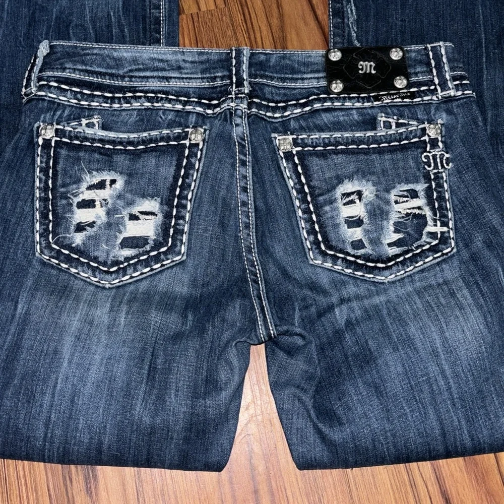 SOLD - Picture 2 of 3